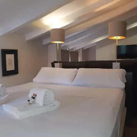 Ciutat Vella Apartaments En Valencia *